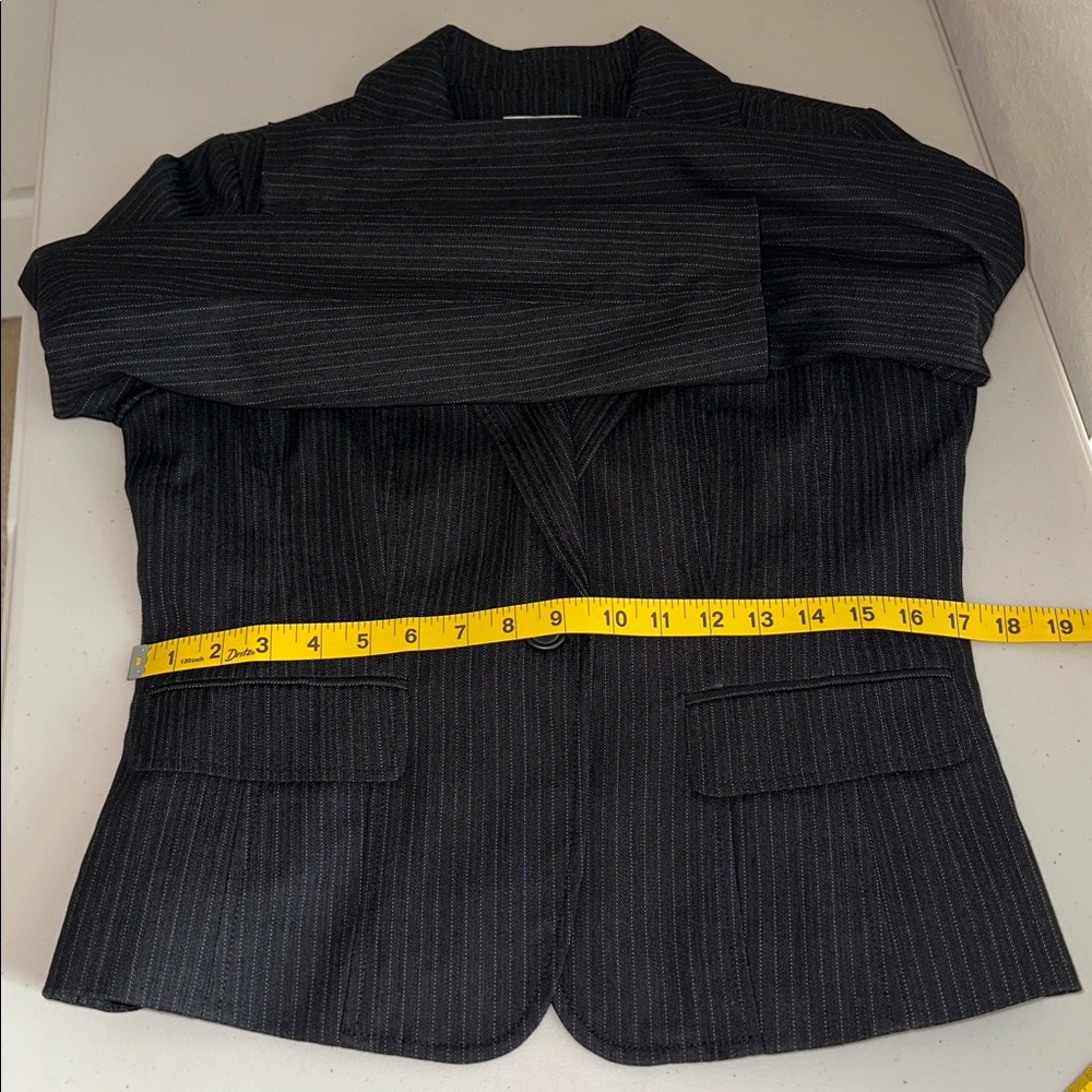 LOFT Charcoal Pinstripe Blazer Size 8 - Picture 11 of 16